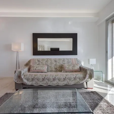 Serrendy Sea View Swimming Pool And Golfe Practice Apartment